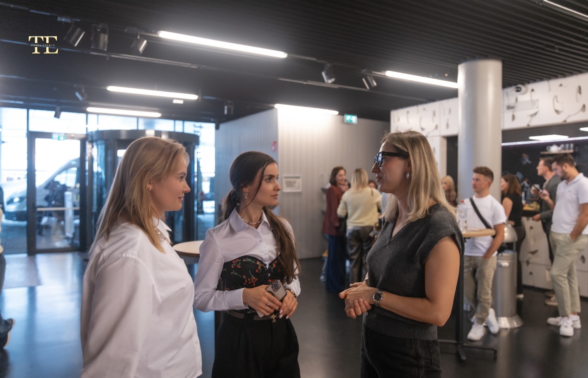 The new season of your favorite format is back!